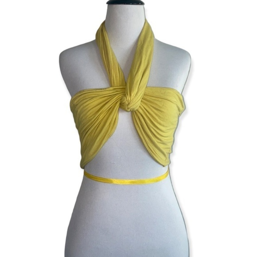 5/$30 🎈 Fashion nova women’s large yellow travel to the tropics halter‎ top